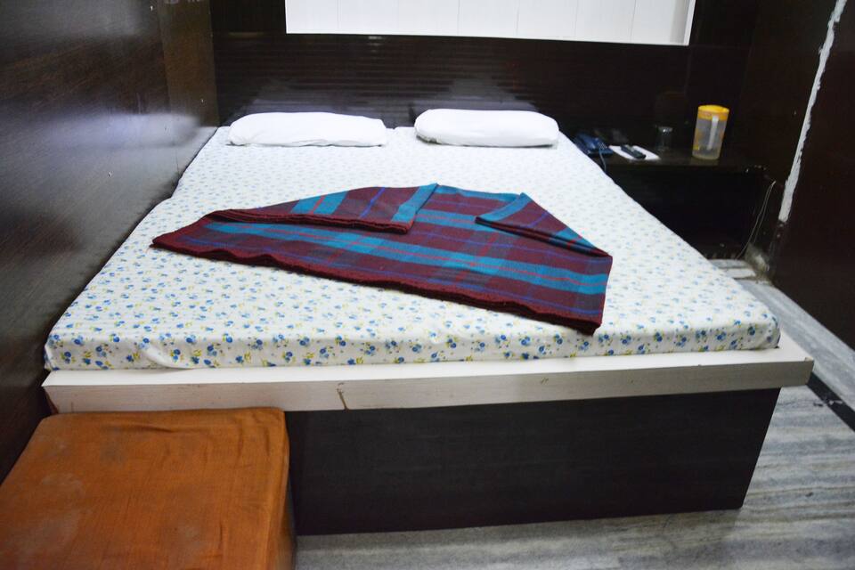 Hotel Abhineet Palace